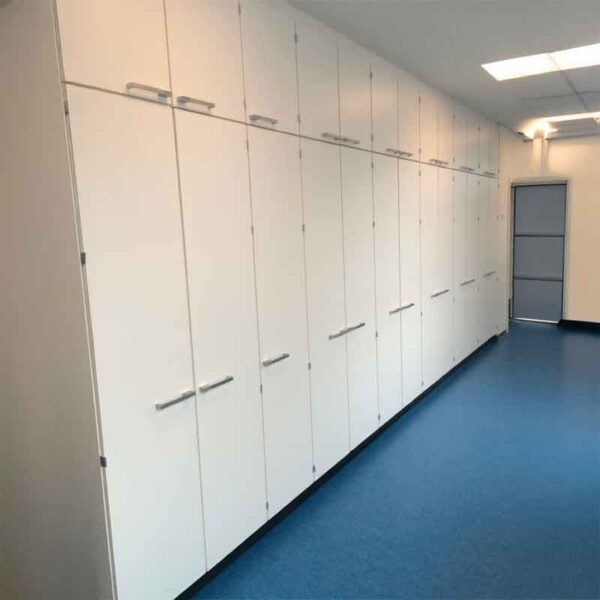 Depot højskab med dør - Væghængt